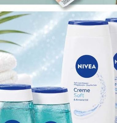 NIVEA Creme Soft & Almond Oil