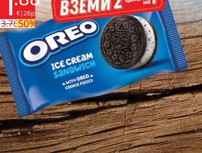 OREO OREO ICE CREAM SANDWICH WITH OREO COOKIE PIECES